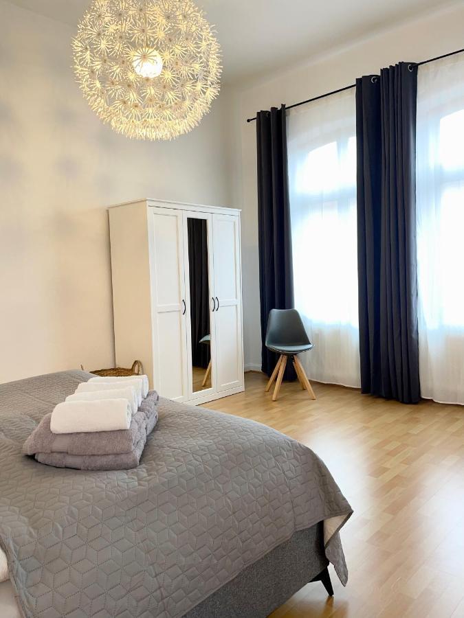 Charmante Ferienwohnung Mit Terrasse Im Herzen Von Norden Exterior photo